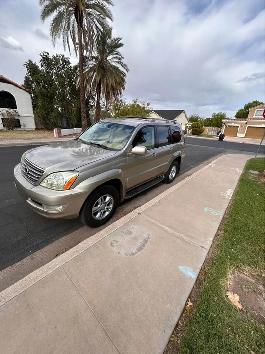 2003 Lexus GX 1st Gen - Image 5 of 14