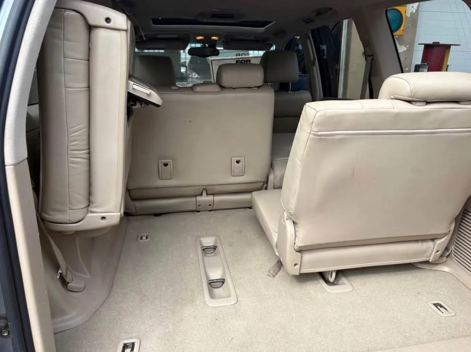 2003 Lexus GX 1st Gen - Image 9 of 13