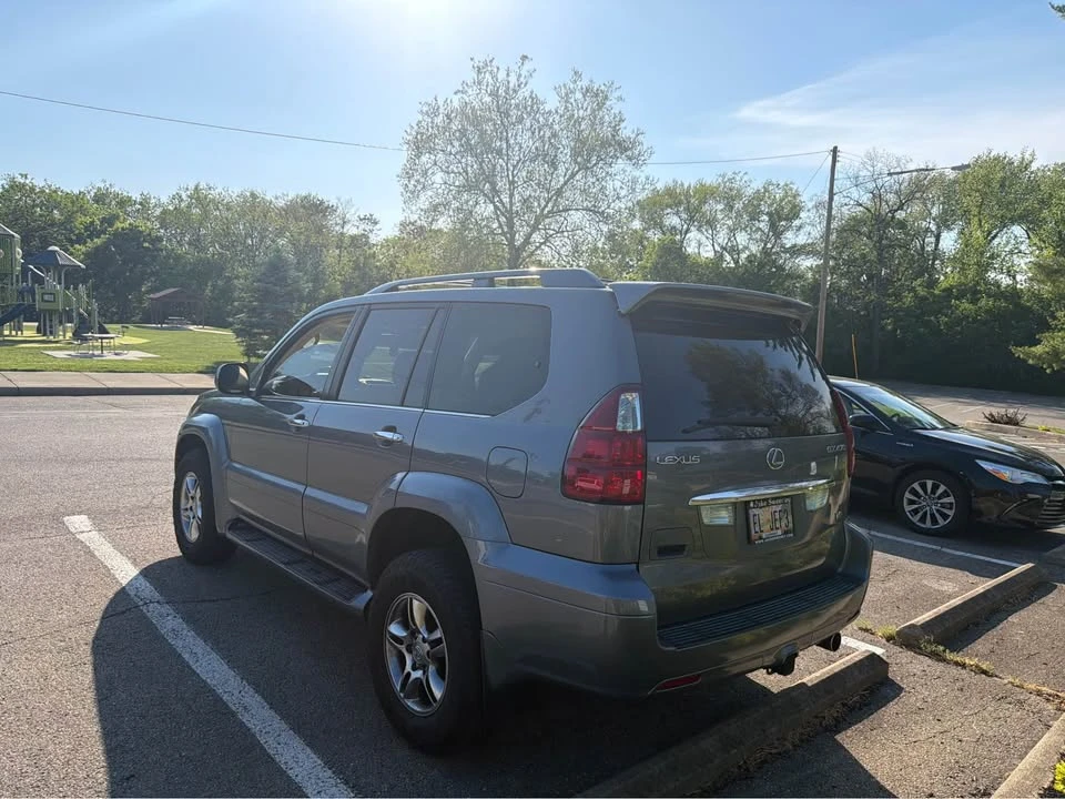 2003 Lexus GX 1st Gen - Image 4 of 13