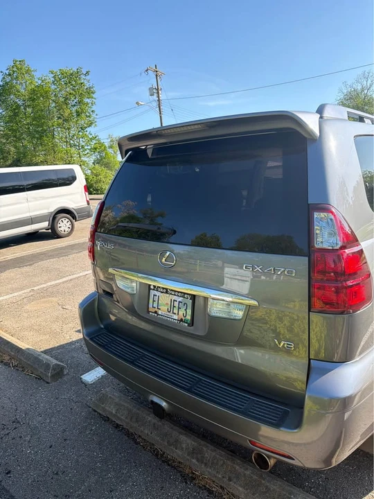 2003 Lexus GX 1st Gen - Image 5 of 13