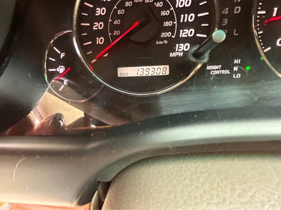 2003 Lexus GX 1st Gen - Image 6 of 14