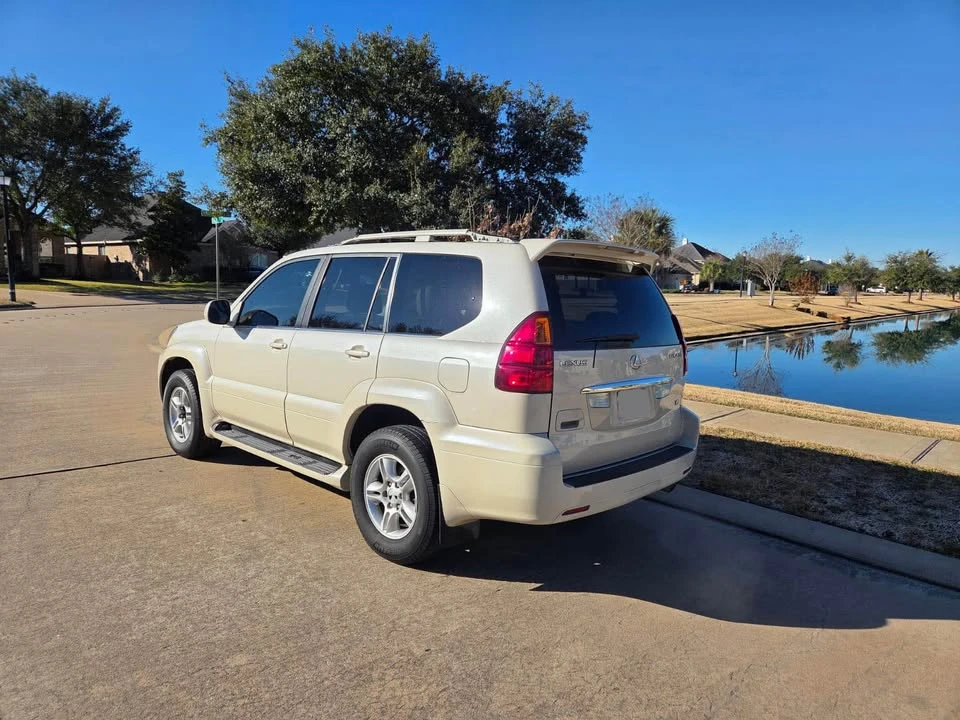 2003 Lexus GX 1st Gen - Image 7 of 20