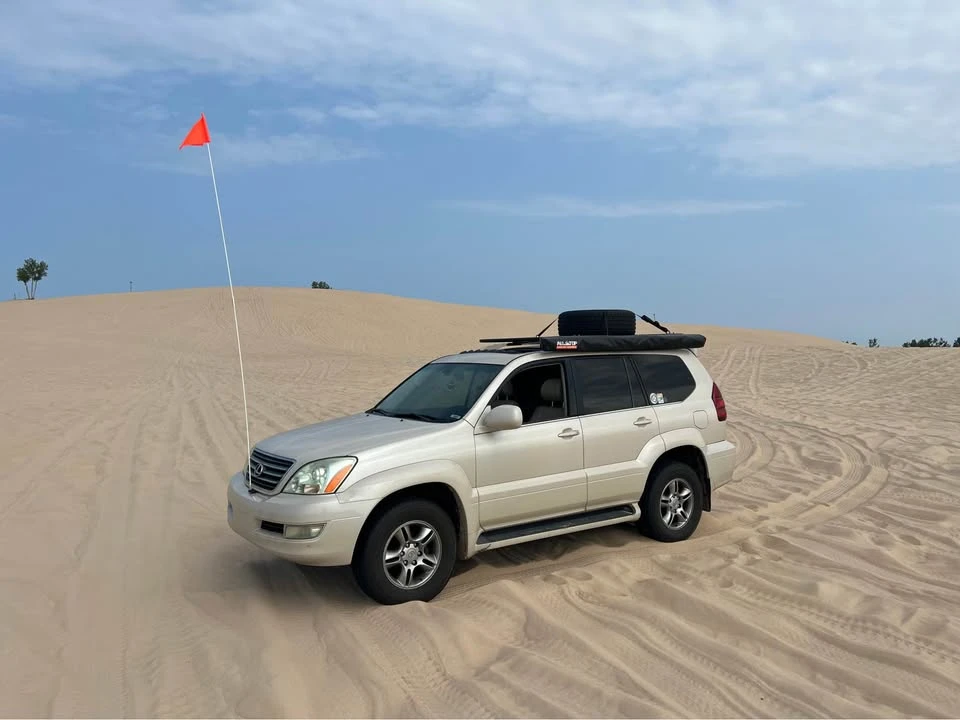 2003 Lexus GX 1st Gen - Image 5 of 12