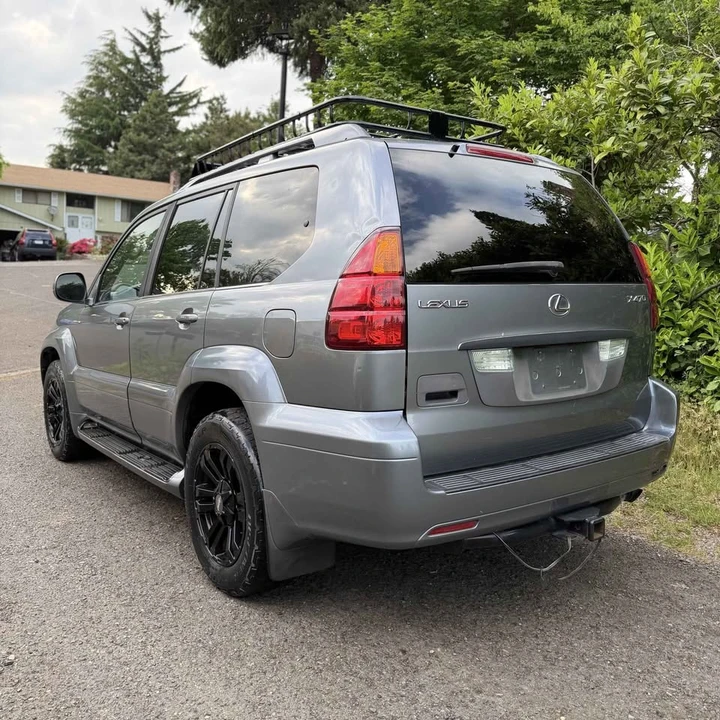 2003 Lexus GX 1st Gen - Image 5 of 20
