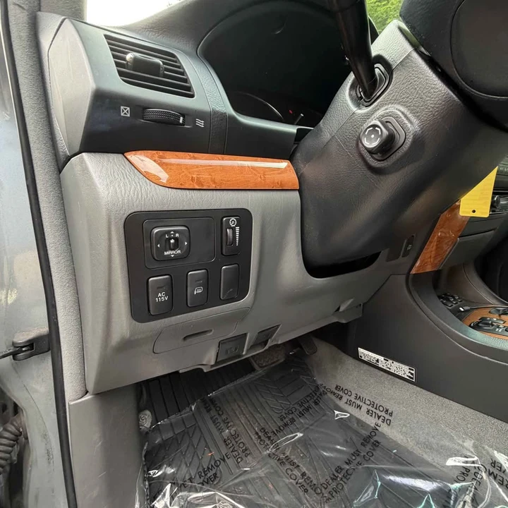 2003 Lexus GX 1st Gen - Image 9 of 20
