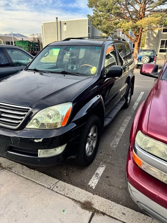 2003 Lexus GX 1st Gen - Image 3 of 6
