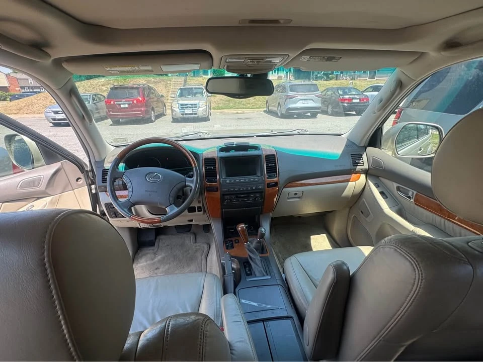 2003 Lexus GX 1st Gen - Image 7 of 11