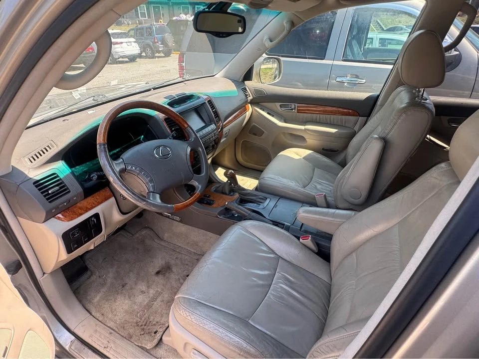 2003 Lexus GX 1st Gen - Image 6 of 11