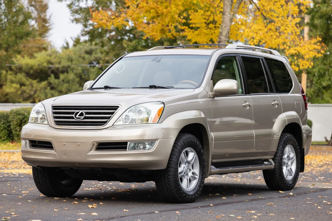 2003 Lexus GX 1st Gen - Image 3 of 12
