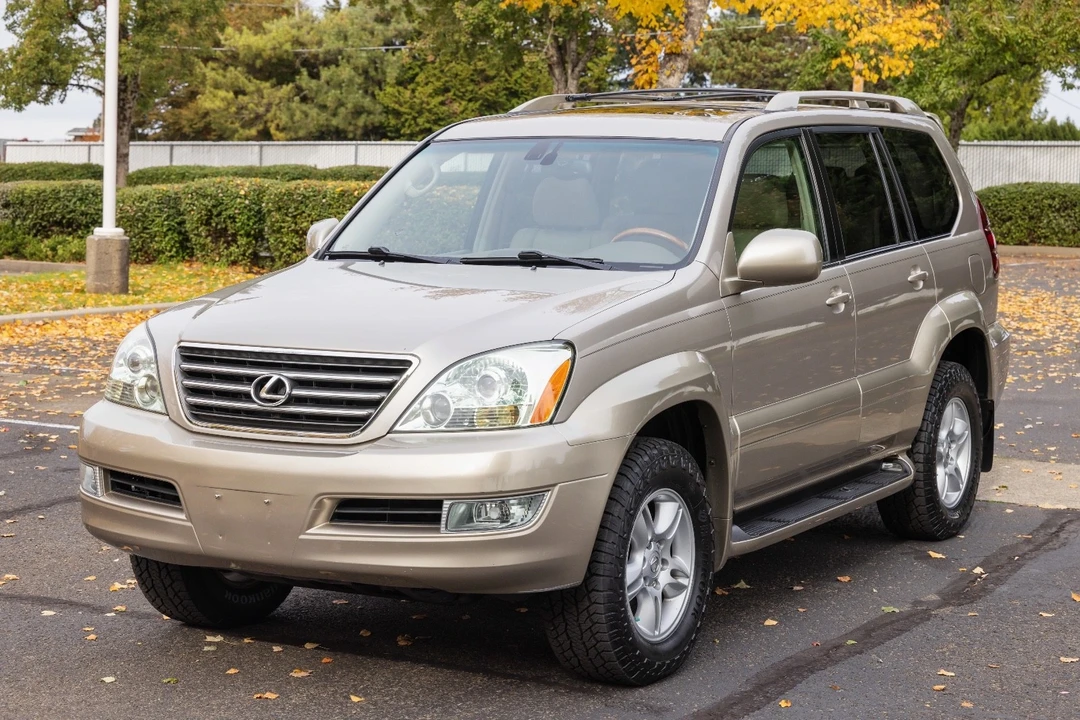 2003 Lexus GX 1st Gen - Image 11 of 12