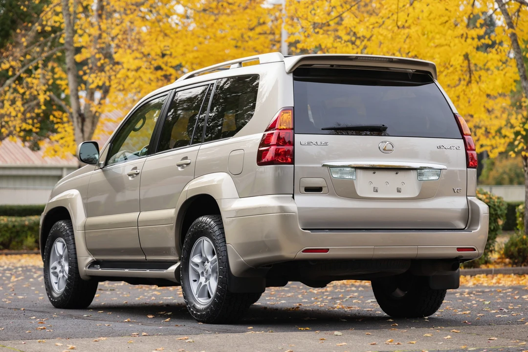 2003 Lexus GX 1st Gen - Image 6 of 12