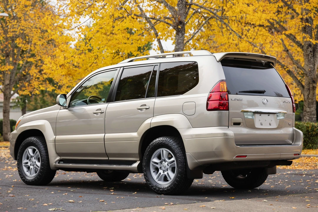 2003 Lexus GX 1st Gen - Image 5 of 12