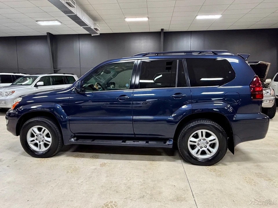 2003 Lexus GX 1st Gen - Image 8 of 12