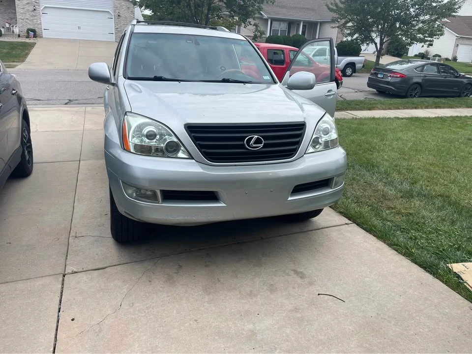 2003 Lexus GX 1st Gen - Image 4 of 4