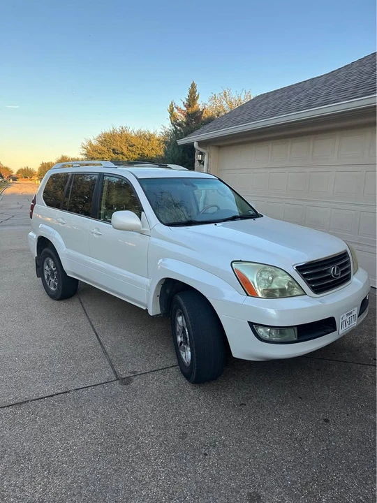 2003 Lexus GX 1st Gen - Image 4 of 4