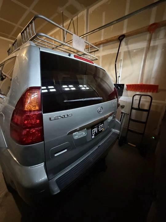 2003 Lexus GX 1st Gen - Image 3 of 5