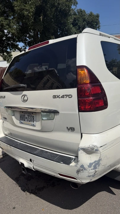 2003 Lexus GX 1st Gen - Image 2 of 18