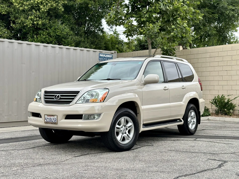 2003 Lexus GX 1st Gen - Image 2 of 31
