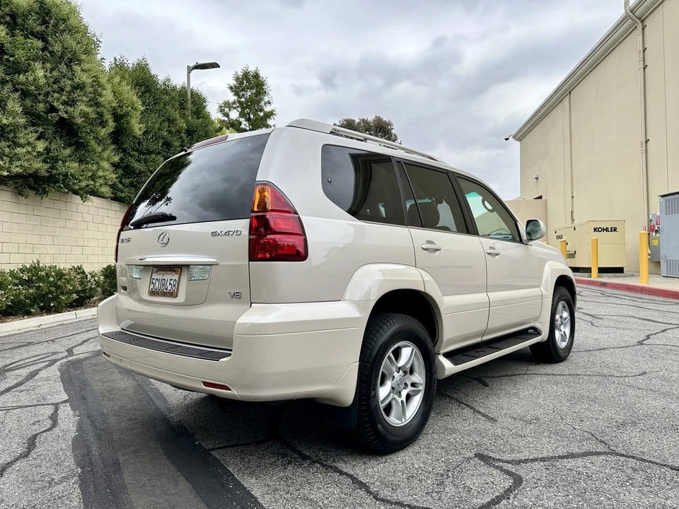 2003 Lexus GX 1st Gen - Image 16 of 31