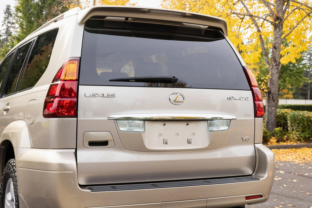 2003 Lexus GX 1st Gen - Image 24 of 31