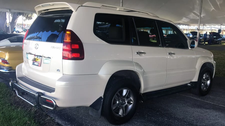 2003 Lexus GX 1st Gen - Image 2 of 4