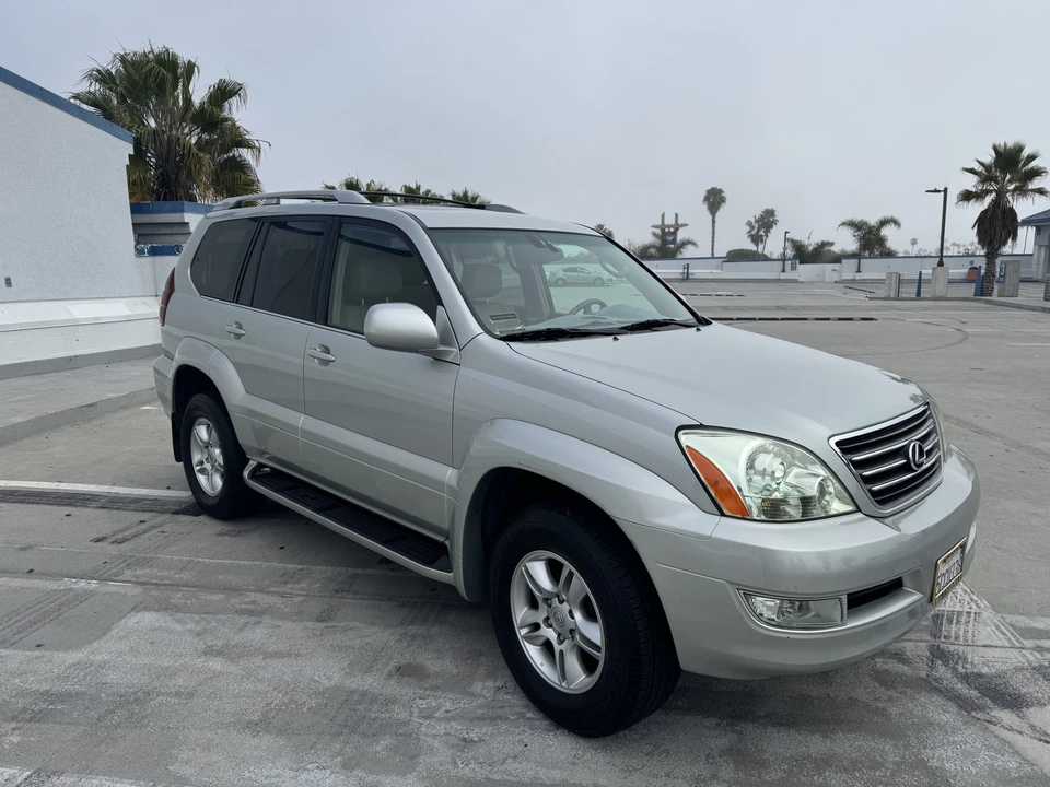2003 Lexus GX 1st Gen - Image 4 of 31