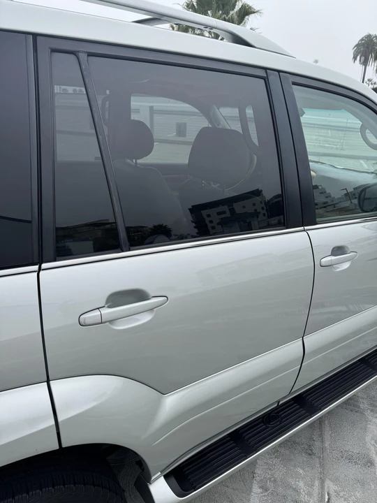 2003 Lexus GX 1st Gen - Image 16 of 31