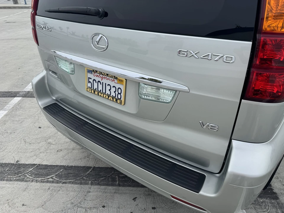 2003 Lexus GX 1st Gen - Image 19 of 31