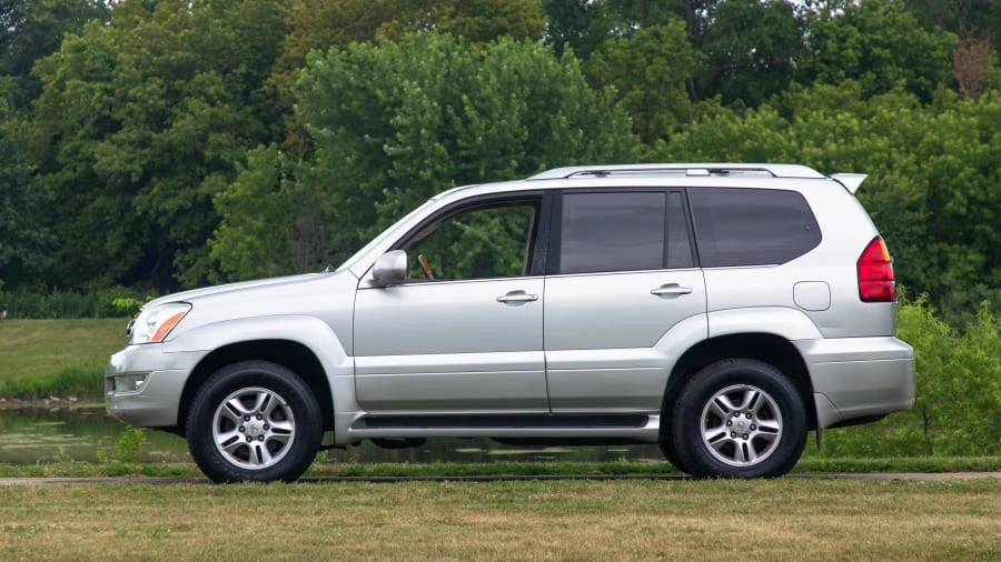 2003 Lexus GX 1st Gen - Image 2 of 13