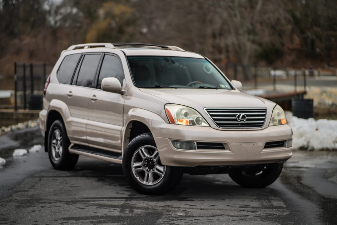 2003 Lexus GX 1st Gen - Image 5 of 31