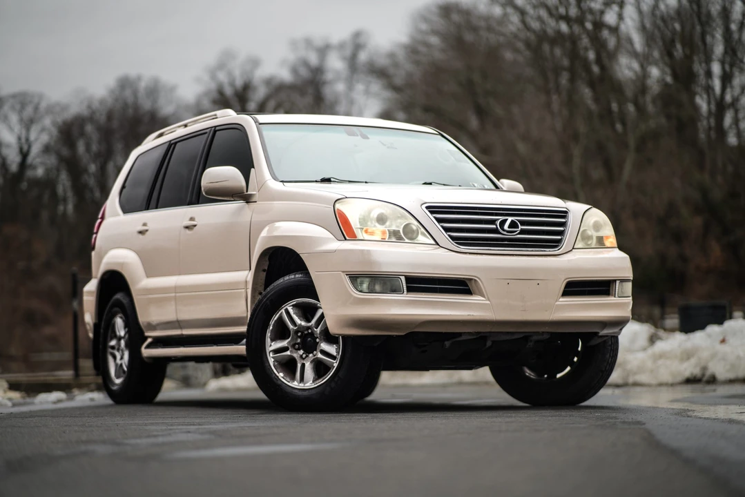 2003 Lexus GX 1st Gen - Image 7 of 31