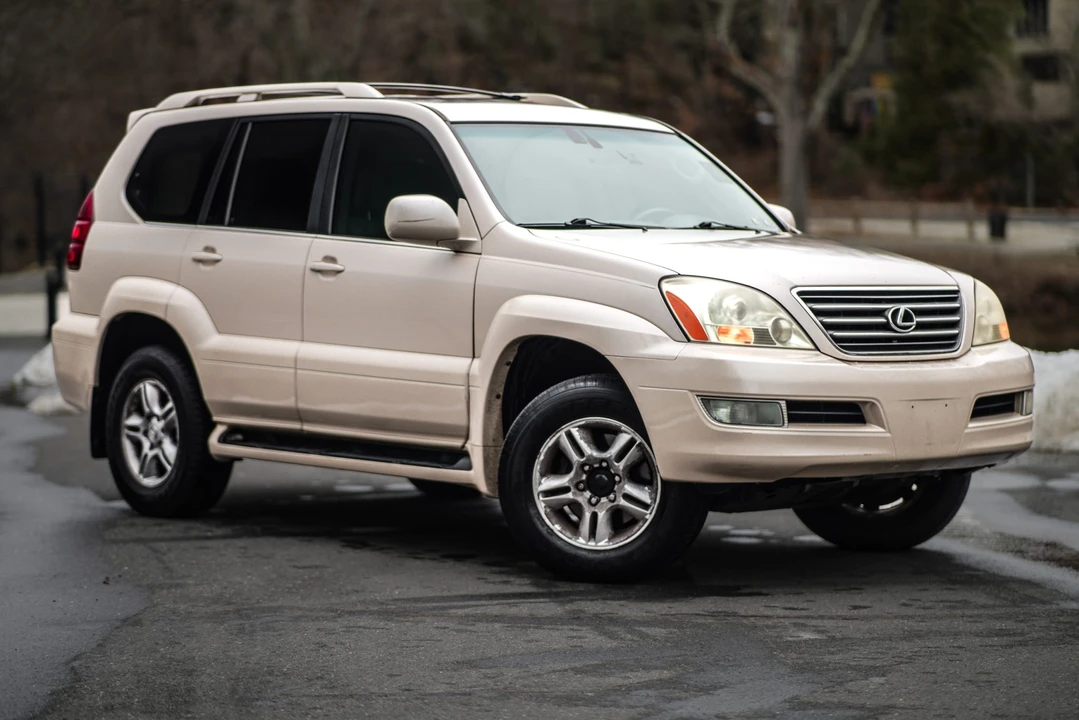 2003 Lexus GX 1st Gen - Image 14 of 31
