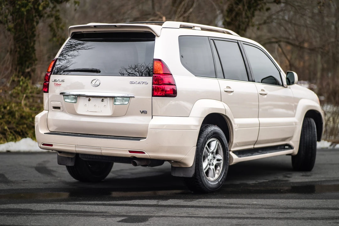 2003 Lexus GX 1st Gen - Image 28 of 31