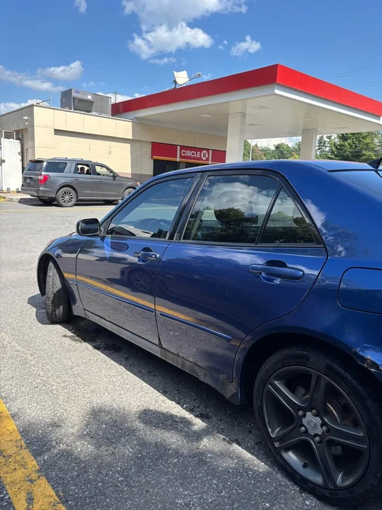 2003 Lexus IS 1st Gen - Image 6 of 7