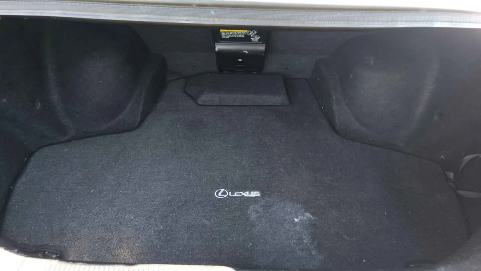 2003 Lexus IS 1st Gen - Image 15 of 20