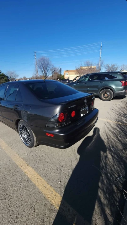 2003 Lexus IS 1st Gen - Image 3 of 20