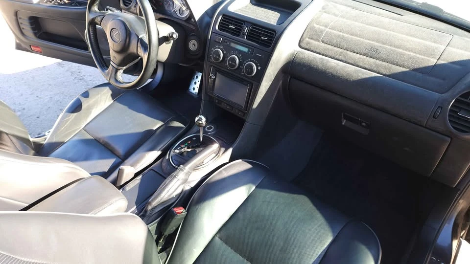 2003 Lexus IS 1st Gen - Image 13 of 20
