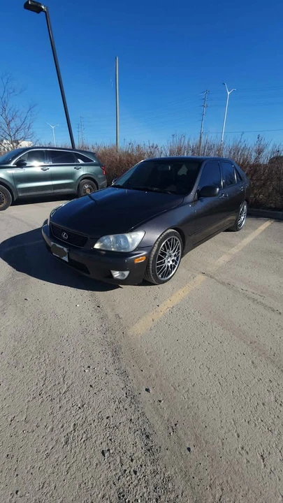 2003 Lexus IS 1st Gen - Image 5 of 18