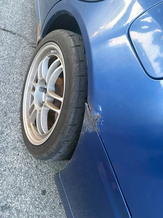 2003 Lexus IS 1st Gen - Image 9 of 15