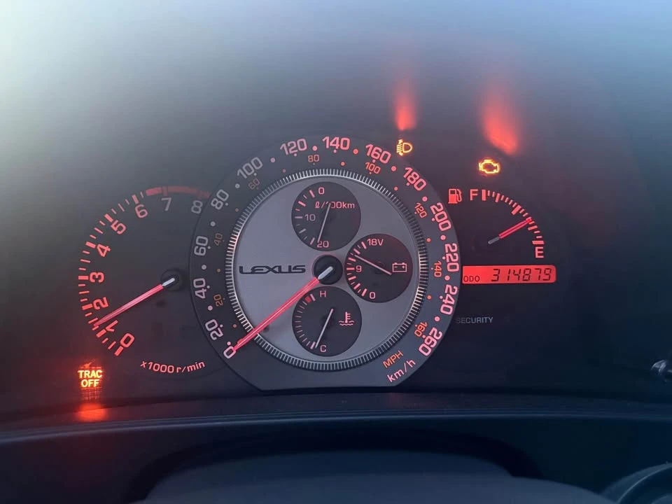 2003 Lexus IS 1st Gen - Image 11 of 15