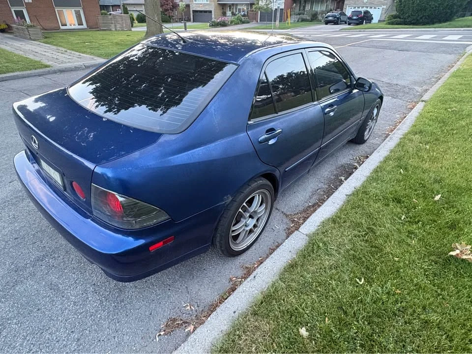 2003 Lexus IS 1st Gen - Image 5 of 15