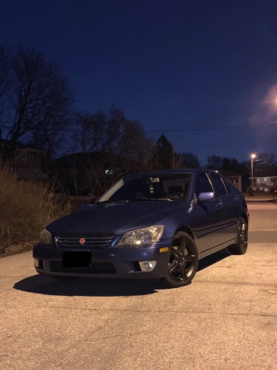 2003 Lexus IS 1st Gen - Image 3 of 15