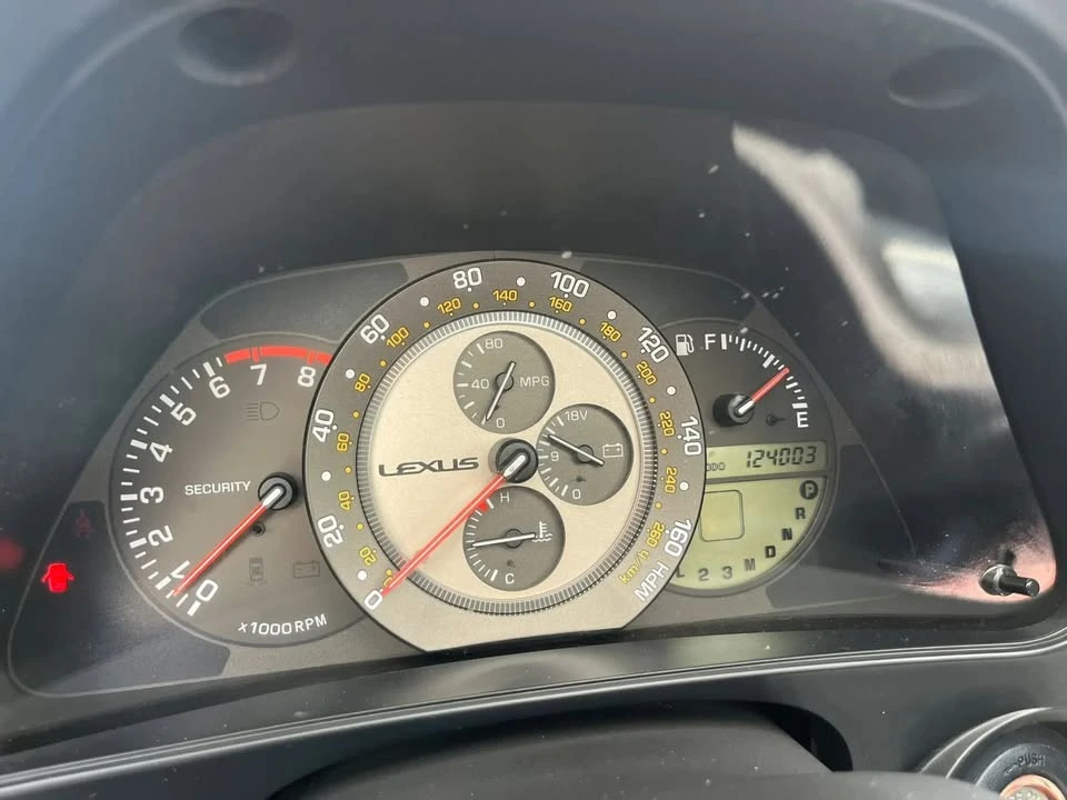 2003 Lexus IS 1st Gen - Image 16 of 18