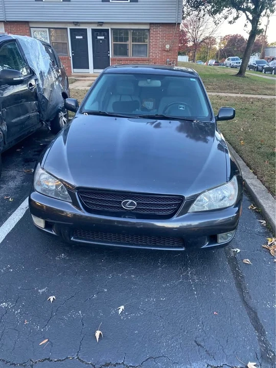 2003 Lexus IS 1st Gen - Image 6 of 7