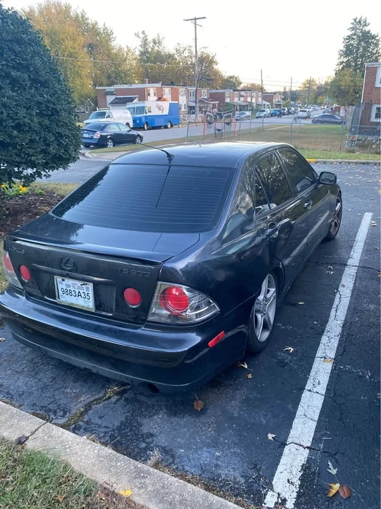 2003 Lexus IS 1st Gen - Image 3 of 7