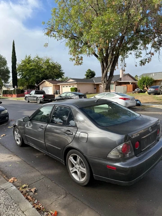 2003 Lexus IS 1st Gen - Image 3 of 6