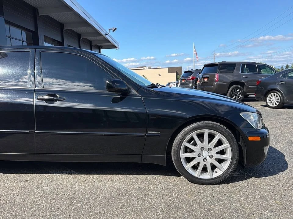 2003 Lexus IS 1st Gen - Image 13 of 20