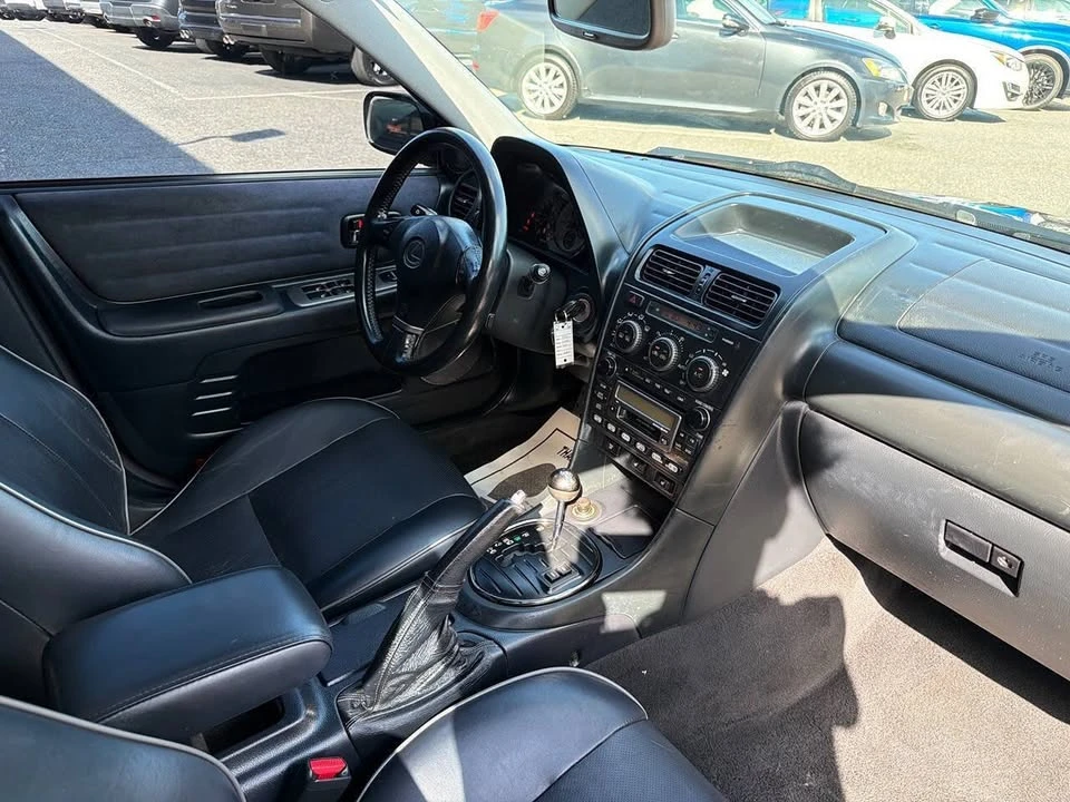 2003 Lexus IS 1st Gen - Image 16 of 20