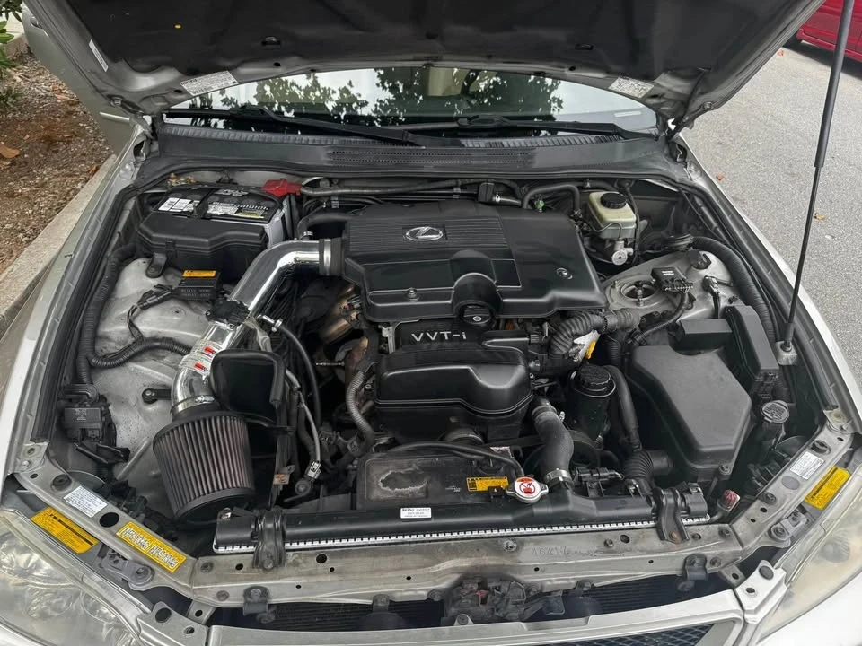 2003 Lexus IS 1st Gen - Image 2 of 7