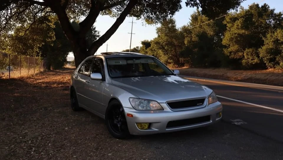 2003 Lexus IS 1st Gen - Image 3 of 7